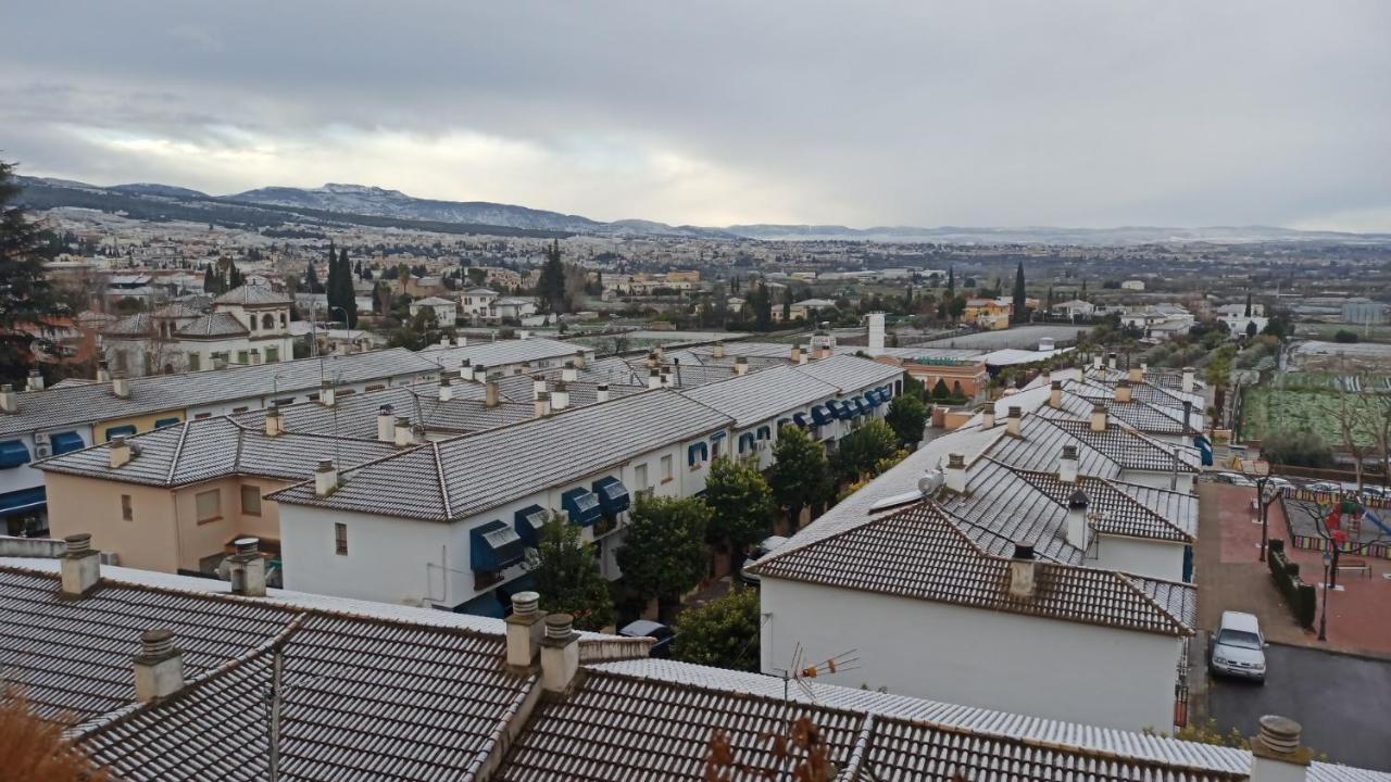 Piso Turistico Huetor Vega Διαμέρισμα Εξωτερικό φωτογραφία