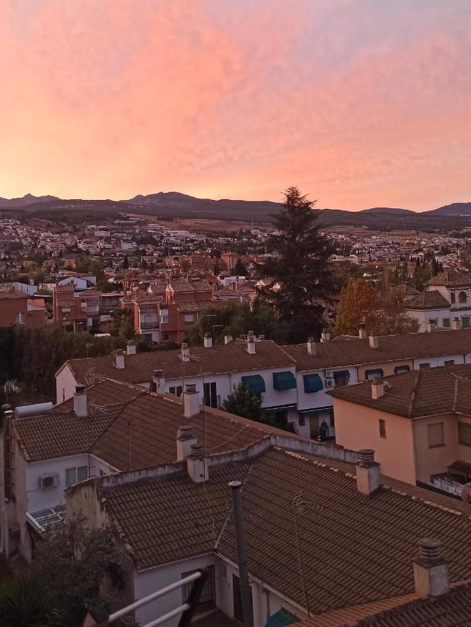 Piso Turistico Huetor Vega Διαμέρισμα Εξωτερικό φωτογραφία